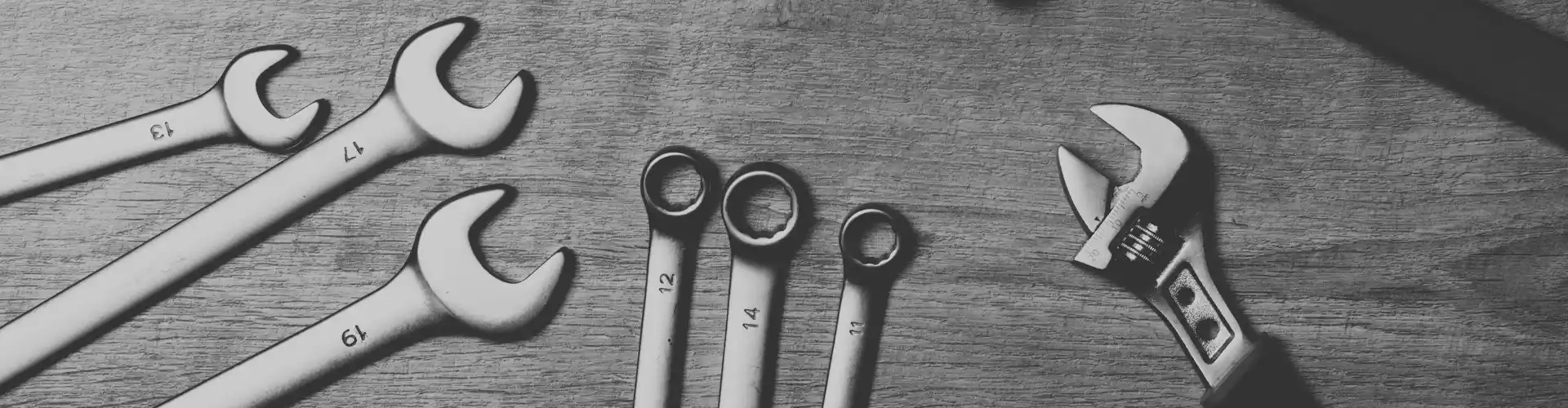 A variety of spanners & tools