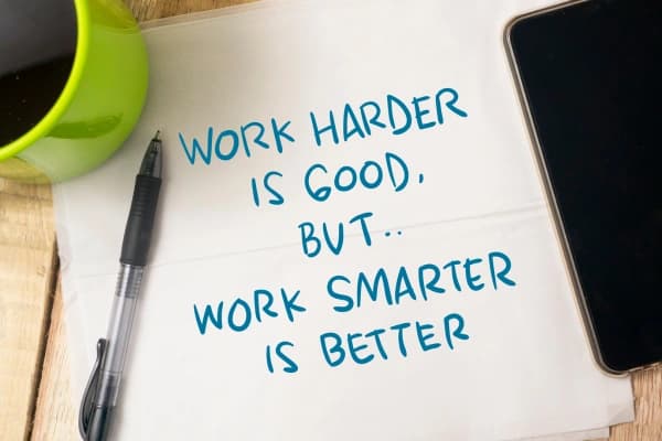 Work smarter not harder post it note
